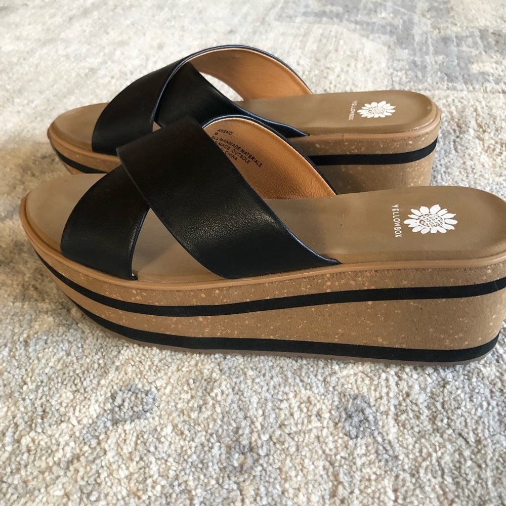 Yellow Box wedge size 9.